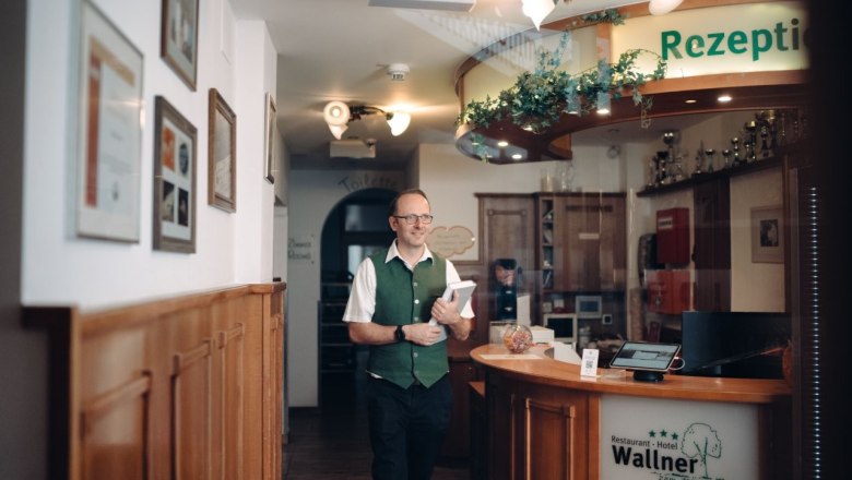 Restaurant - Hotel Wallner "Zum grünen Baum", © Moststraße, dochbodnliacht Restaurant - Hotel Wallner "Zum grünen Baum", © Moststraße, dochbodnliacht