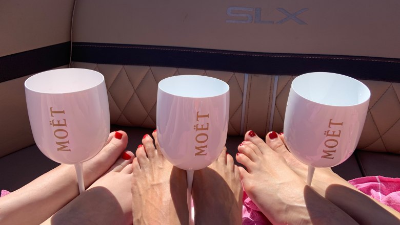 Auf Bootstour auf der Donau, © Attack Werbeagentur (www.attack.at) Auf Bootstour auf der Donau, © Attack Werbeagentur (www.attack.at)