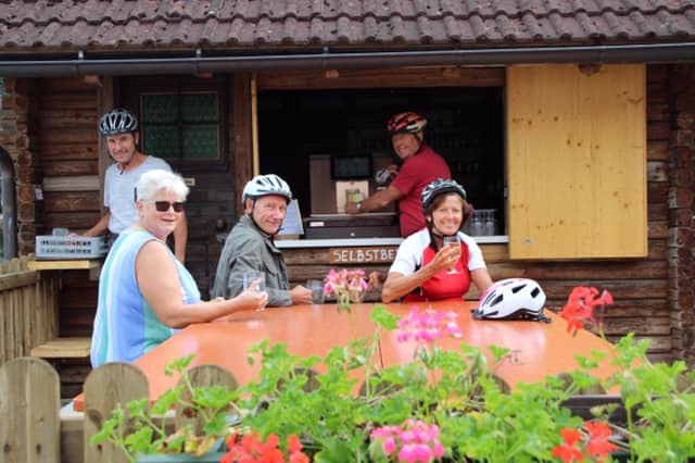 Getränkestation beim Mostheurigen Lettner, © Familie Lettner Getränkestation beim Mostheurigen Lettner, © Familie Lettner