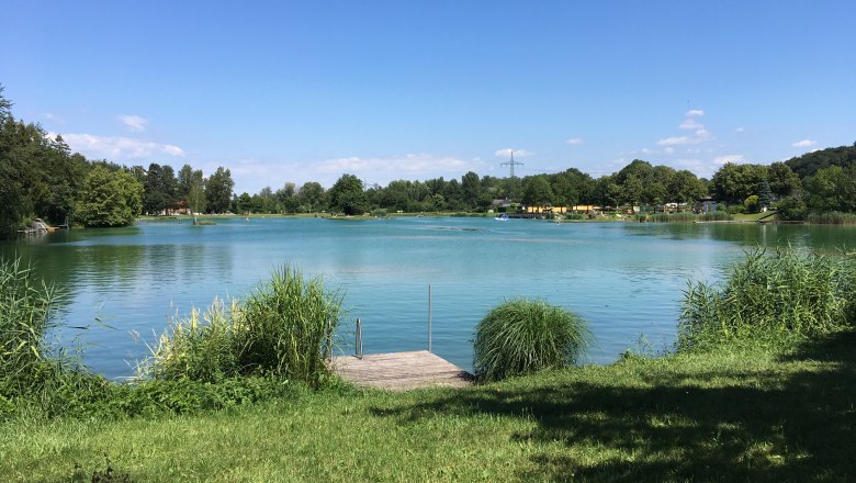 Ausee 1 Badesteg am Westufer, © Marktgemeinde Blindenmarkt Ausee 1 Badesteg am Westufer, © Marktgemeinde Blindenmarkt