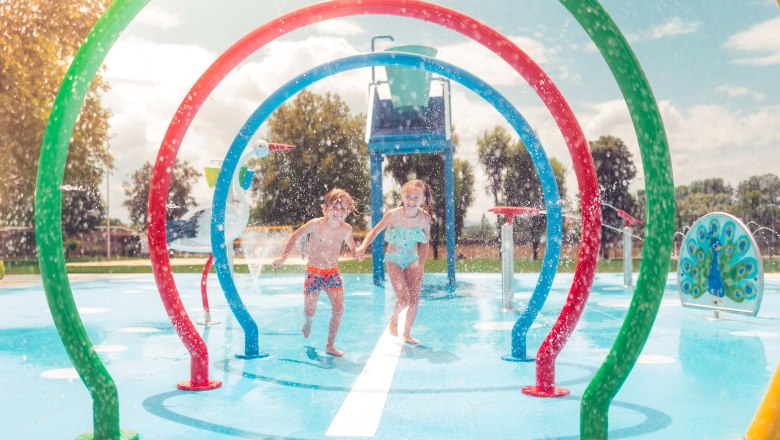 Stadtbad Amstetten, © Stefan Sappert Stadtbad Amstetten, © Stefan Sappert