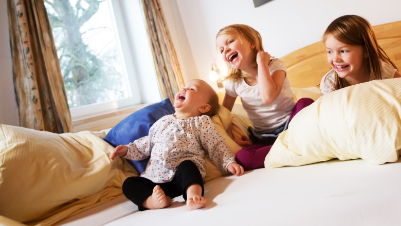 Kinderlachen, &copy; schwarz-koenig.at