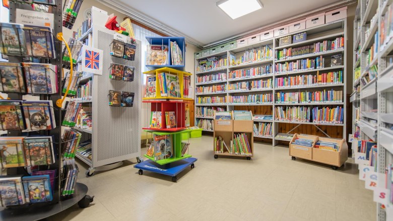 &Ouml;ffentliche Bibliothek St. Peter/Au, &copy; Uschi Wolf