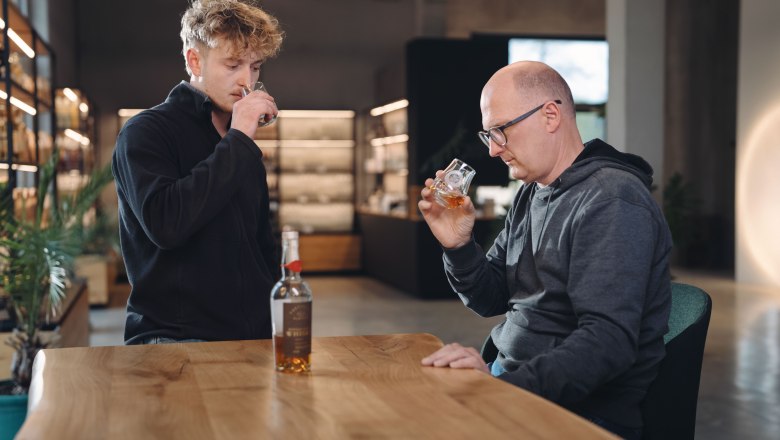 MalzWelt - Whisky & Vodka Destillerie, © Moststraße, dochbodnliacht