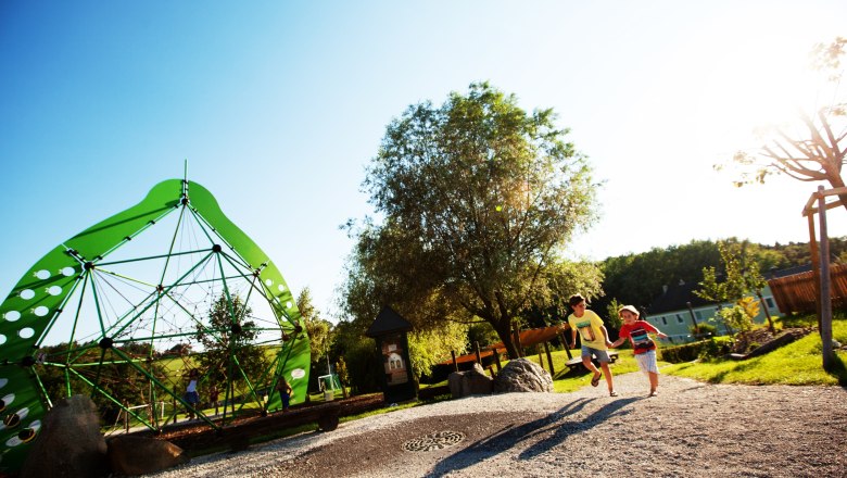 Spielplatz beim MostBirnHaus, © schwarz-koenig.at