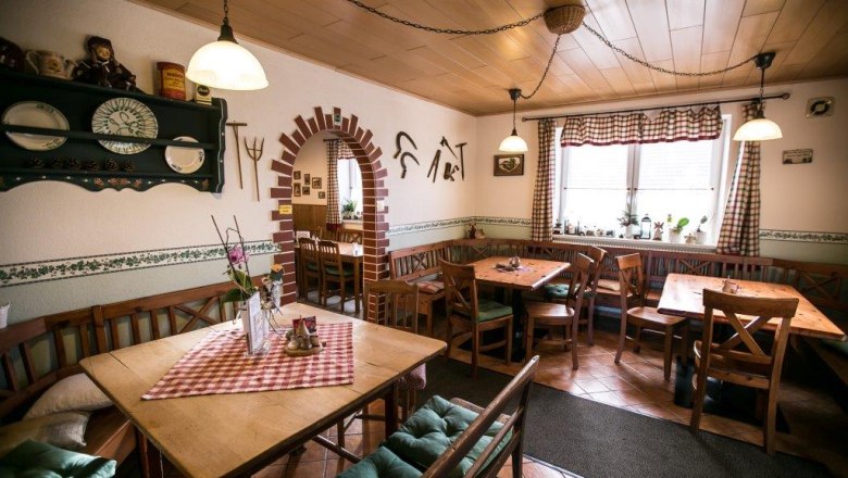 Mostheuriger z'Gridling, &copy; schwarz-koenig.at