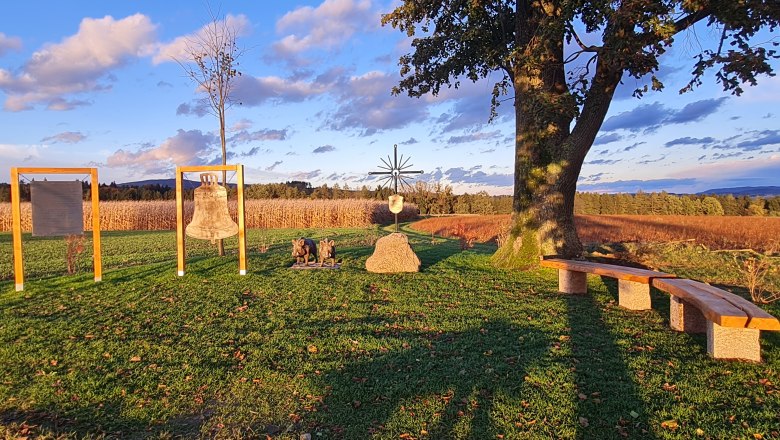 Oktavglocke St. Martin-Karlsbach, &copy; Johann Riesenberger