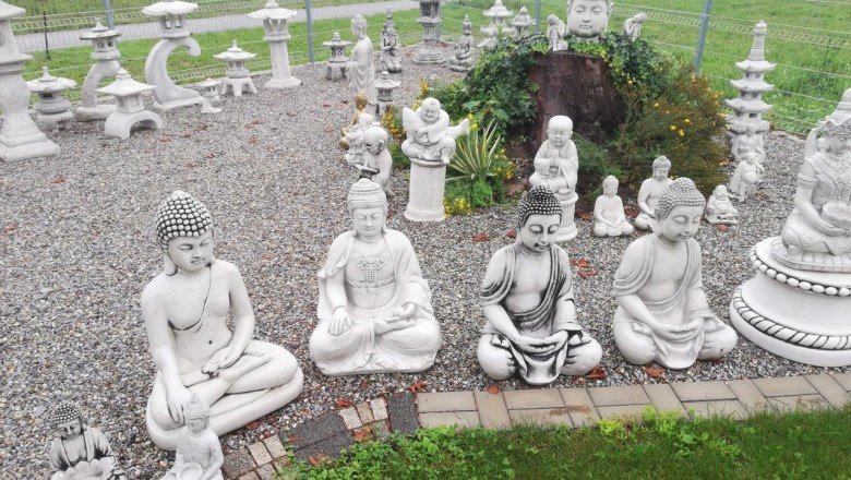 Buddhafiguren, © Gartendekor-Verkauf Karl Hickersberger