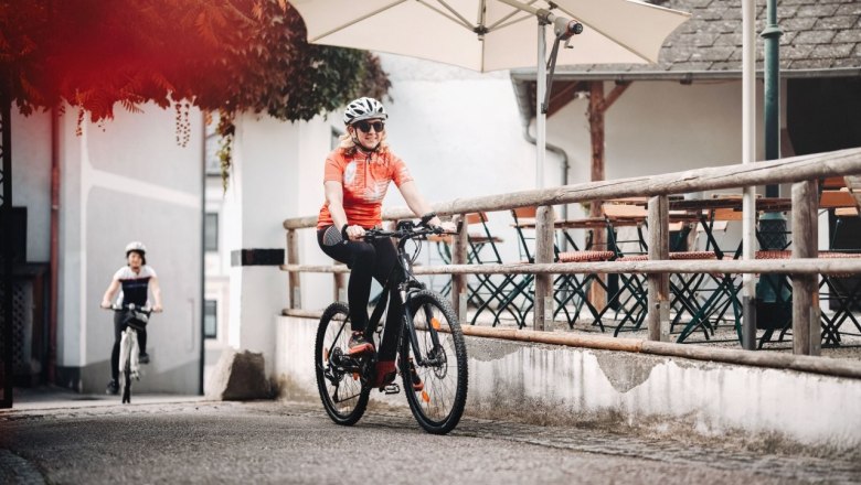 Schiffmeisterhaus Gasthof-Restaurant, © Moststraße, dochbodnliacht