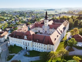 Luftaufnahme Stift Seitenstetten.
